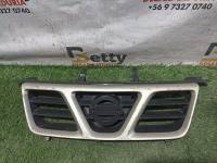 Máscara Nissan X-trail 2001, 2002, 2003 y 2004 usado en buen estado