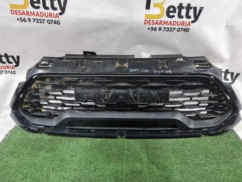 Máscara ram 1000 BIG HORN 2021, 2022, 2023, 2024 y 2025 usado en buen estado