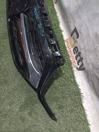 Máscara ssangyong Musso 2018, 2019, 2020 y 2021 usado en buen estado - fotografía 2