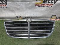Máscara ssangyong stavic 2007, 2008, 2009, 2010, 2011, 2012 y 2013 usado en buen estado