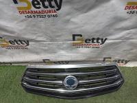 Mascara Ssangyong Stavic 2014, 2015, 2016, 2017, 2018 y 2019 usado en buen estado