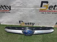 Máscara Subaru Forester 2017, 2018 y 2019 usado en buen estado