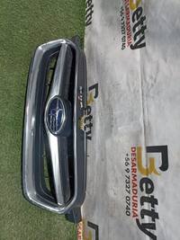 Máscara Subaru legacy 2006, 2007, 2008 y 2009 usado en buen estado