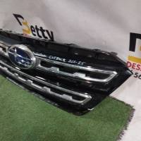 Máscara Subaru outback 2021, 2022, 2023, 2024 y 2025 usado en buen estado - fotografía 2