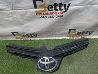 Mascara Toyota Corolla 2014, 2015, 2016 y 2017 usado en buen estado