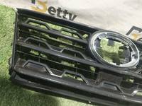 Máscara Toyota fortuner 2021, 2022, 2023, 2024 y 2025 usado en buen estado - fotografía 3
