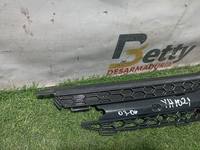 Mascara Toyota Yaris Eco 2003, 2004, 2005 y 2006 usado en buen estado - fotografía 3