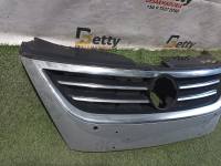 Máscara Volkswagen Passat cc 2008, 2009, 2010, 2011 y 2012 usado en buen estado - fotografía 3