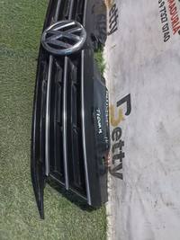 Máscara Volkswagen Tiguan 2023, 2024, 2025 y 2026 usado en buen estado - fotografía 2