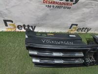 Máscara Volkswagen Tiguan 2018, 2019, 2020 y 2021 usado en buen estado - fotografía 3