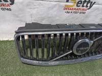 Máscara Volvo XC60 2022, 2023, 2024, 2025 y 2026 usado en buen estado - fotografía 3