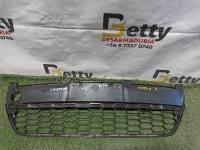 Rejilla de parachoque Mazda 2 2007, 2008, 2009 y 2010 usado en buen estado