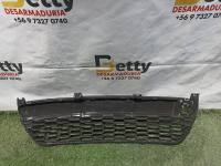 Rejilla de parachoque Mazda 2 2007, 2008, 2009 y 2010 usado en buen estado - fotografía 4
