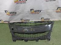 Mascara de parachoque Mazda 5 2012, 2013, 2014, 2015, 2016, 2017 y 2018 usado en buen estado
