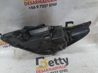 Óptico derecho Hyundai i10 original 2008, 2009 y 2010 usado en buen estado - fotografía 3