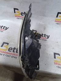 Óptico derecho Mazda 5 2010, 2011, 2012, 2013, 2014, 2015, 2016, 2017 y 2018 usado en buen estado - fotografía 2