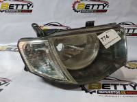 Óptico derecho Mitsubishi L200 2011, 2012, 2013, 2014 y 2015 usado en buen estado