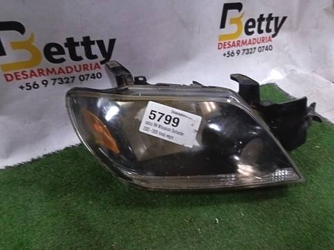 Óptico derecho Mitsubishi Outlander fondo negro 2002, 2003, 2004 y 2005 usado en buen estado