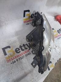 Óptico derecho Suzuki SX4 2007, 2008, 2009, 2010, 2011, 2012, 2013 y 2014 usado en buen estado - fotografía 2