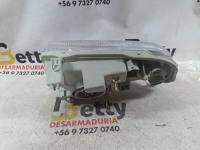 Óptico derecho Suzuki Vitara 1998, 1999, 2000, 2001, 2002, 2003, 2004 y 2005 usado en buen estado - fotografía 2