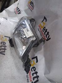 Óptico derecho Toyota Hilux 2012, 2013, 2014, 2015 y 2016 usado en buen estado - fotografía 2