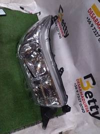 Óptico derecho Toyota Hilux 2019 en adelante usado en buen estado - fotografía 2