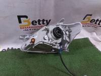 Óptico derecho Toyota Yaris sedan 2006, 2007, 2008, 2009, 2010, 2011, 2012 y 2013 usado en buen estado - fotografía 3