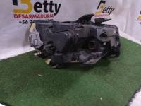 Óptico izquierdo Audi Q2 2020 en adelante usado en buen estado - fotografía 3