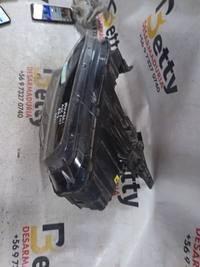 Óptico izquierdo Hyundai 2024, 2025, 2026 y 2027 usado en buen estado - fotografía 2