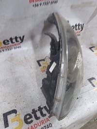 Óptico izquierdo Hyundai H1 2006, 2007, 2008, 2009, 2010, 2011, 2012, 2013, 2014, 2015, 2016 y 2017 usado en buen estado - fotografía 2