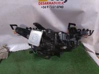 Óptico izquierdo Mazda 3 2022 en adelante usado en buen estado - fotografía 3