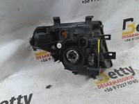 Óptico izquierdo Nissan Navara 2008, 2009, 2010, 2011, 2012, 2013, 2014 y 2015 usado en buen estado - fotografía 3