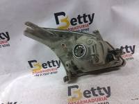 Óptico izquierdo Toyota Landa Cruiser 2003, 2004, 2005, 2006, 2007, 2008 y 2009 usado en buen estado - fotografía 3