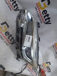 Óptico izquierdo Toyota Rush 2021 en adelante usado en buen estado