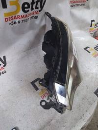 Óptico Toyota Rav4 led 2016, 2017, 2018 y 2019 usado en buen estado - fotografía 2