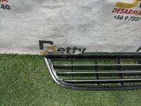 Rejilla de parachoque Peugeot 5008 2013, 2014, 2015, 2016 y 2017 usado en buen estado - fotografía 3