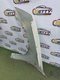 Tapabarro derecho Chevrolet Dmax 2010, 2011, 2012, 2013, 2014 y 2015 usado en buen estado - fotografía 4