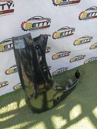 Tapabarro derecho Ford k 2003 en adelante usado en buen estado - fotografía 2