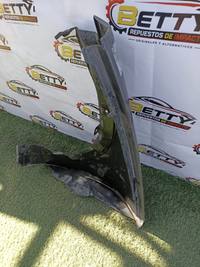 Tapabarro derecho Ford k 2003 en adelante usado en buen estado - fotografía 4