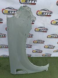 Tapabarro derecho Ford Ranger tailandesa 2011 en adelante usado en buen estado
