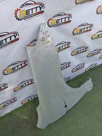 Tapabarro derecho Hyundai Accent 2006 en adelante usado en buen estado