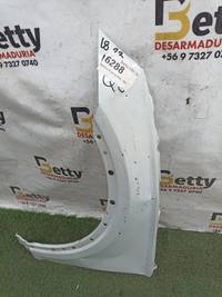 Tapabarro izquierdo Audi Q5 2024 en adelante usado en buen estado