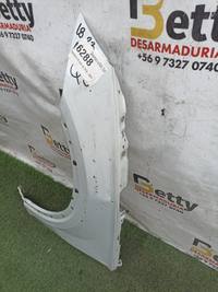 Tapabarro izquierdo Audi Q5 2024 en adelante usado en buen estado - fotografía 2