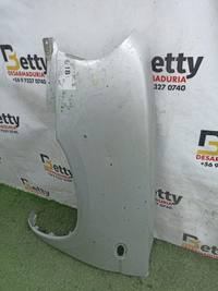 Tapabarro izquierdo Nissan terrano D22 2003, 2004, 2005, 2006, 2007, 2008, 2009, 2010, 2011, 2012, 2013, 2014 y 2015 usado en buen estado