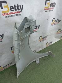 Tapabarro izquierdo Renault duster 2015 en adelante usado en buen estado - fotografía 4