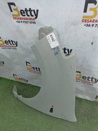 Tapabarro izquierdo Renault Sandero stepway 2010 en adelante usado en buen estado